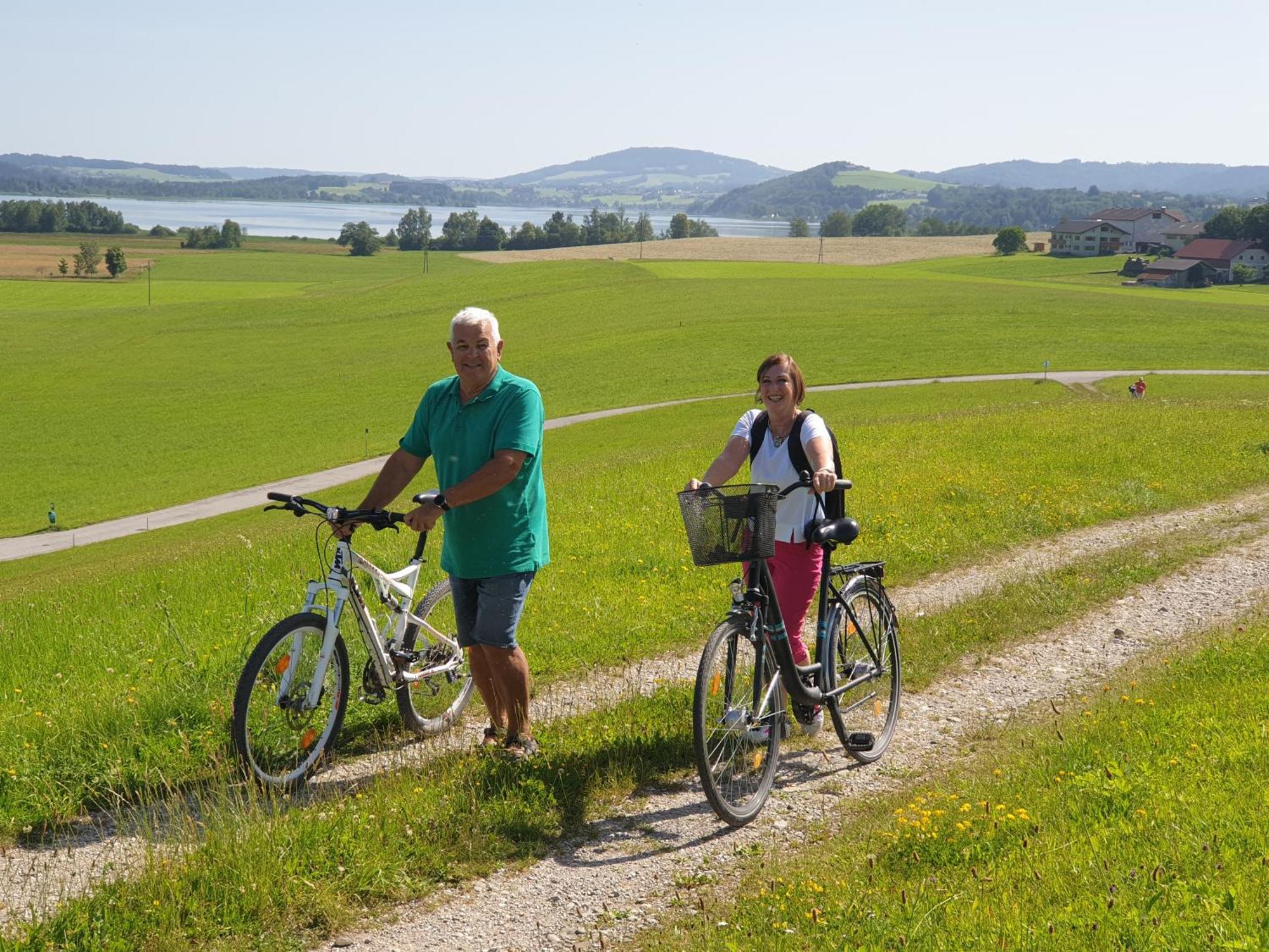 Haus Am Weinberg Apartman Seekirchen am Wallersee Kültér fotó